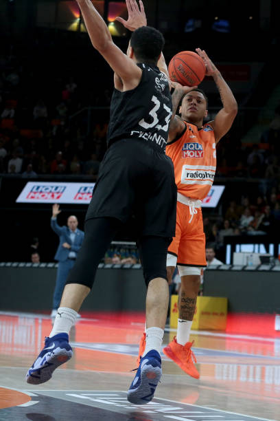 几位年轻球 几位年轻球